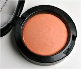 MAC Mineralize Blush Utterly Game